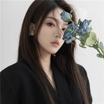艾莉莎与玛榭拉